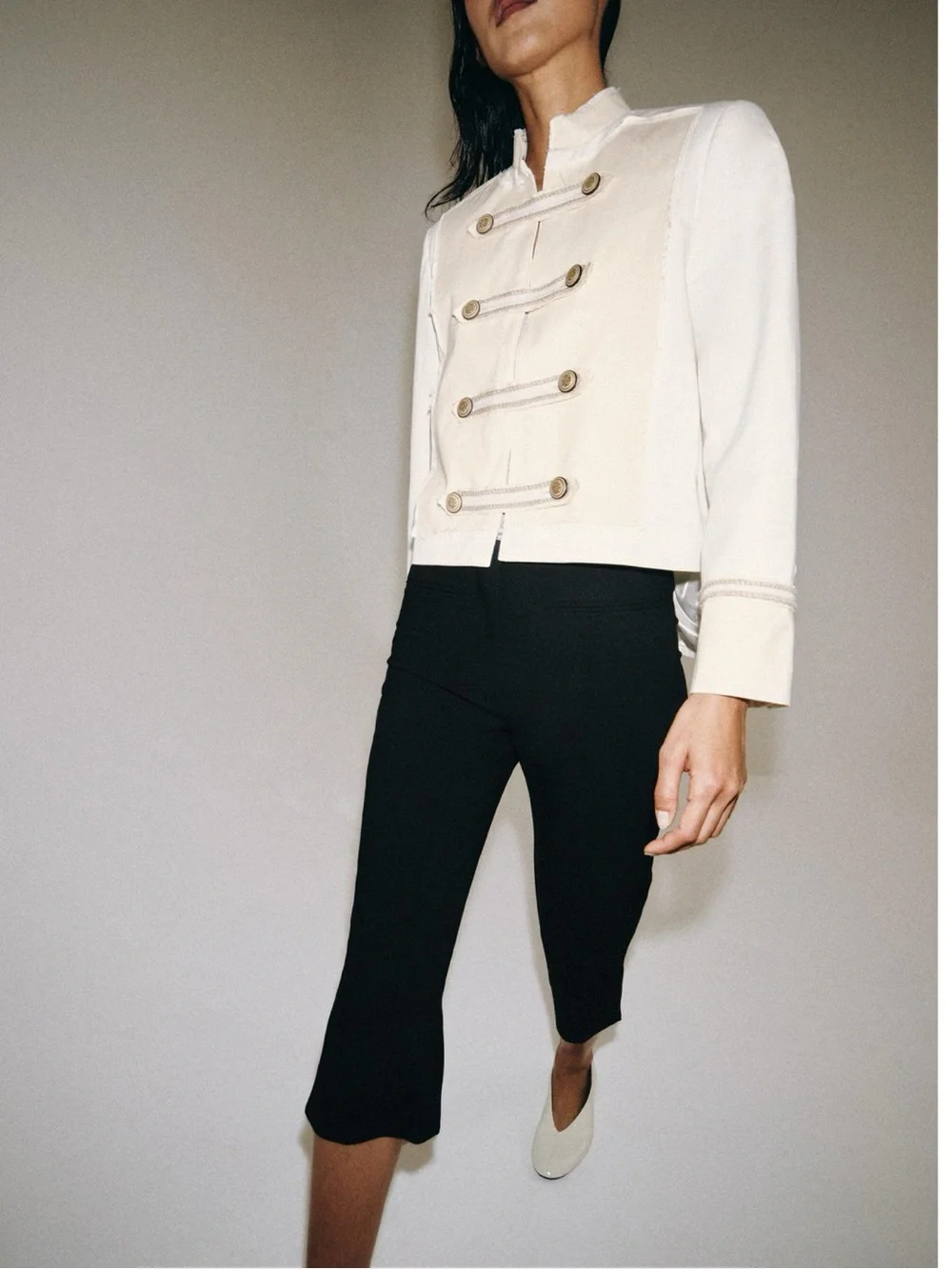 ZARA ZW Collection jacket featuring embossed gold button - Picture 11 of 15